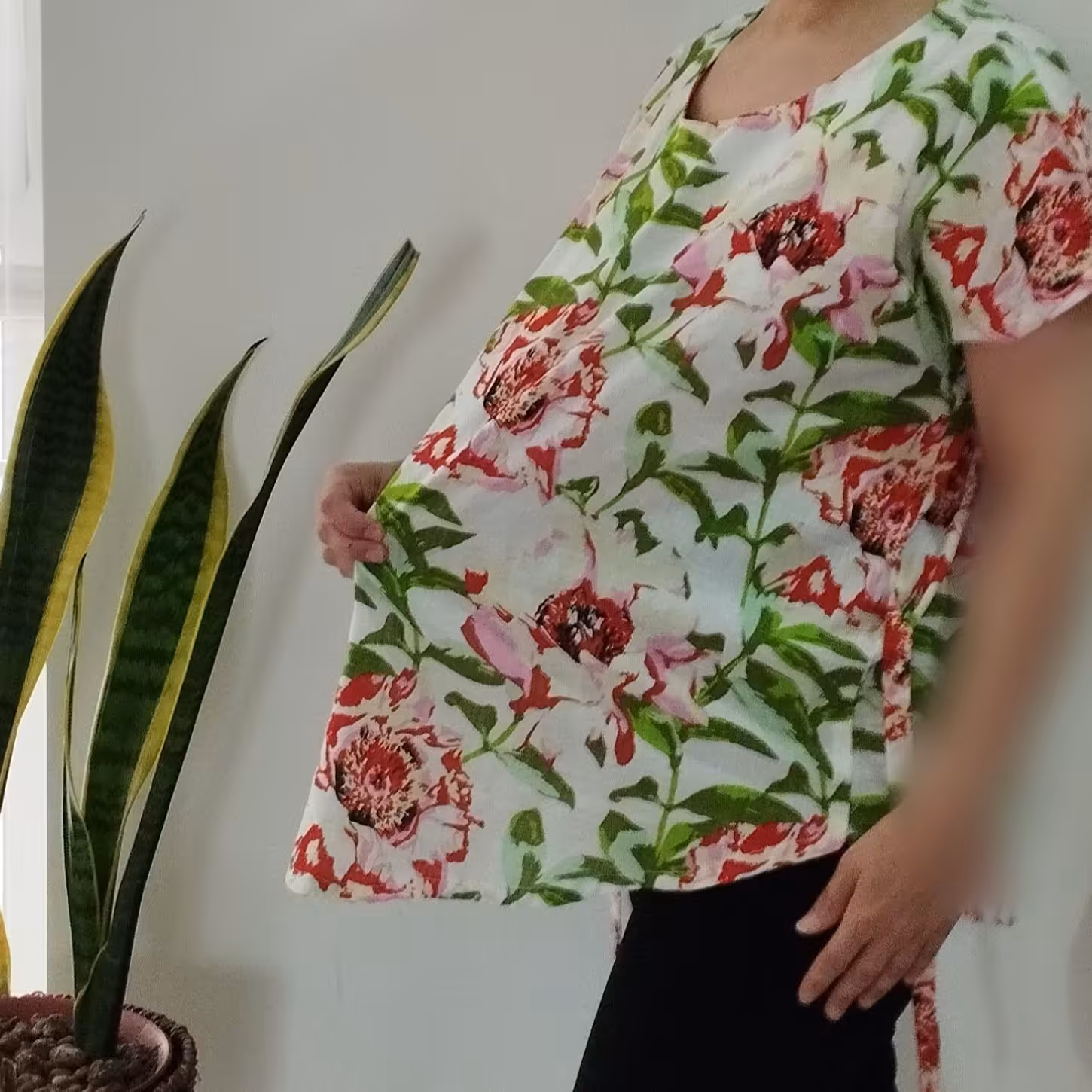 بلوز بارداری نخی با ارسال کاملا رایگان 