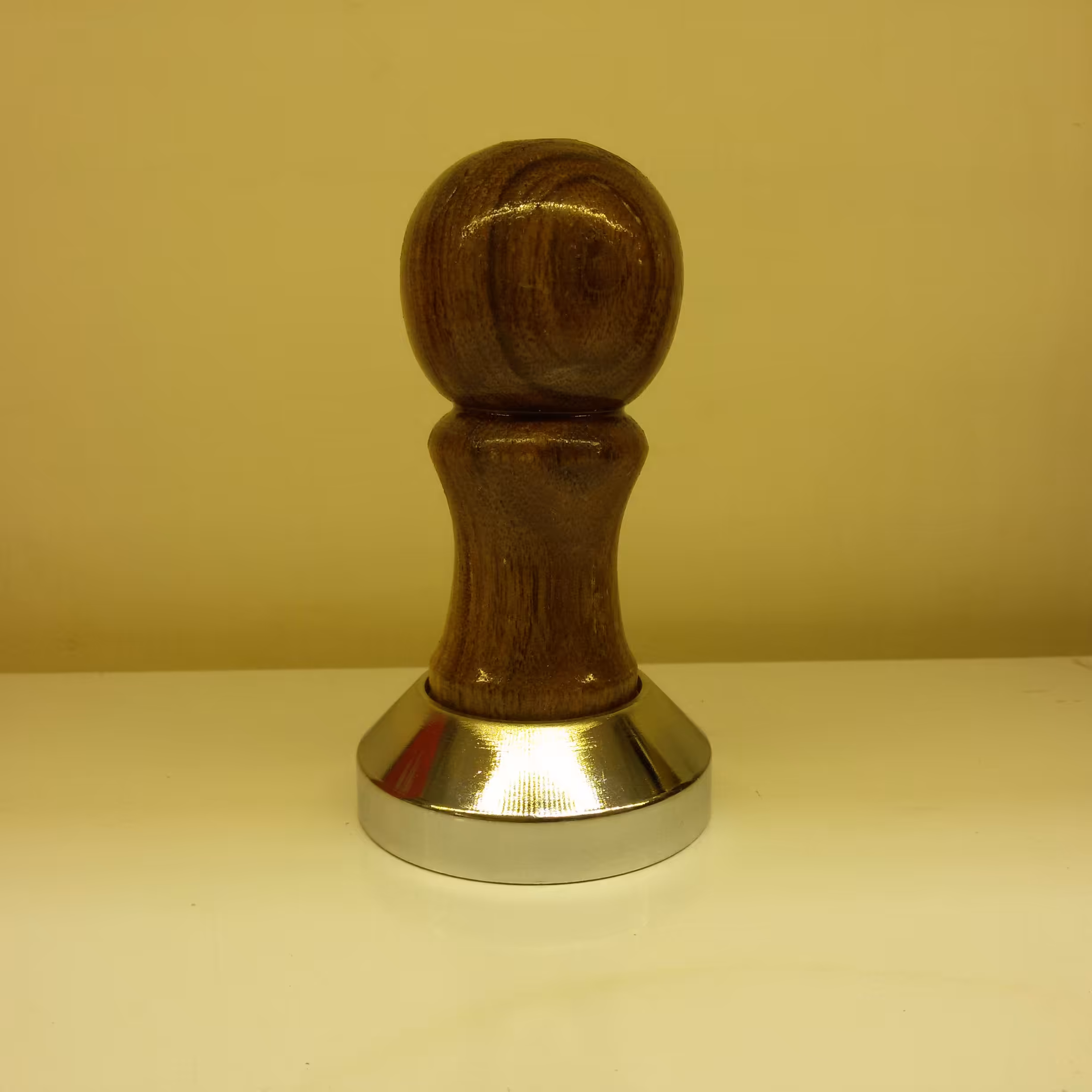 تمپر خانگی قهوه دسته چوبی سایز 51