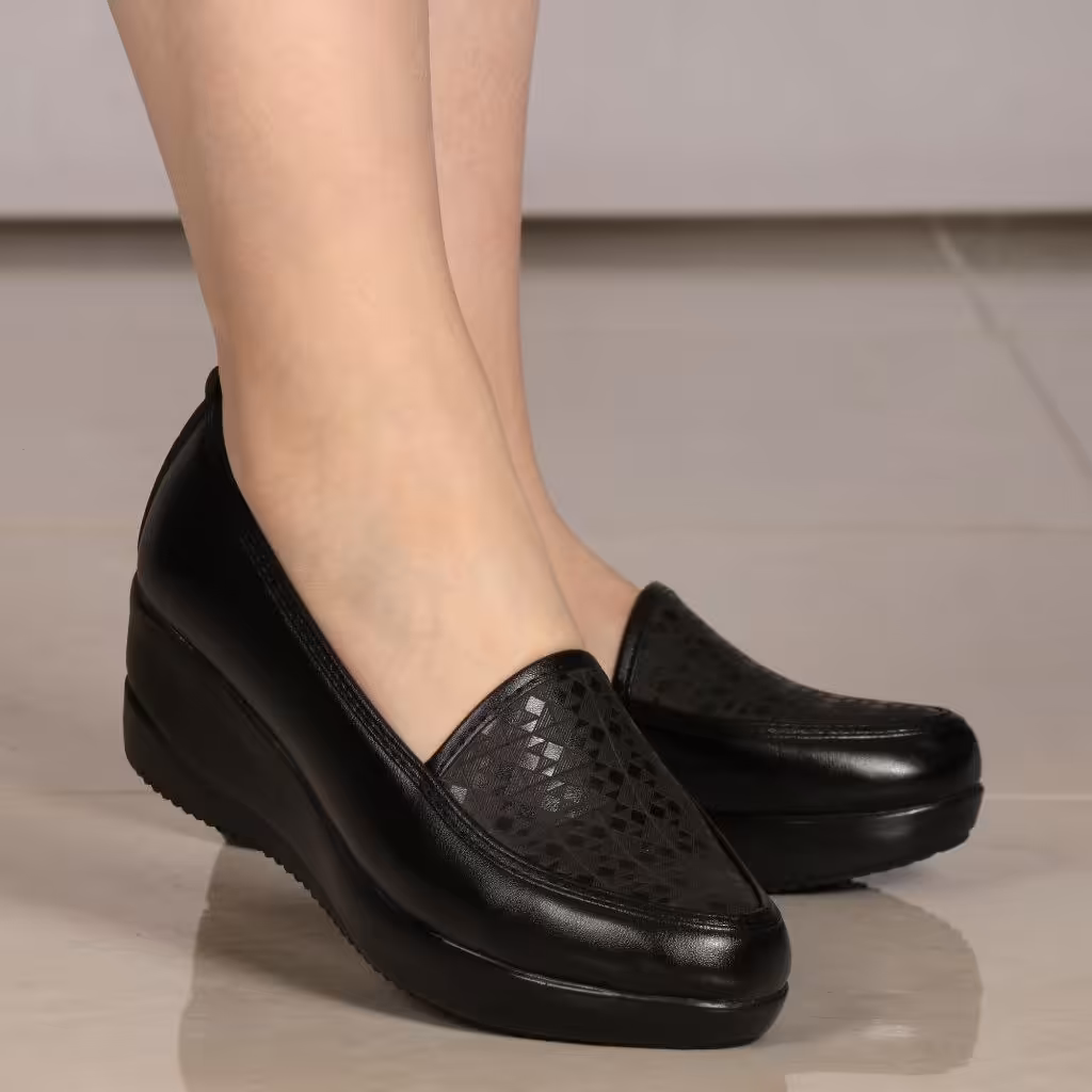 کفش طبی زنانه(مدل ساعتی)