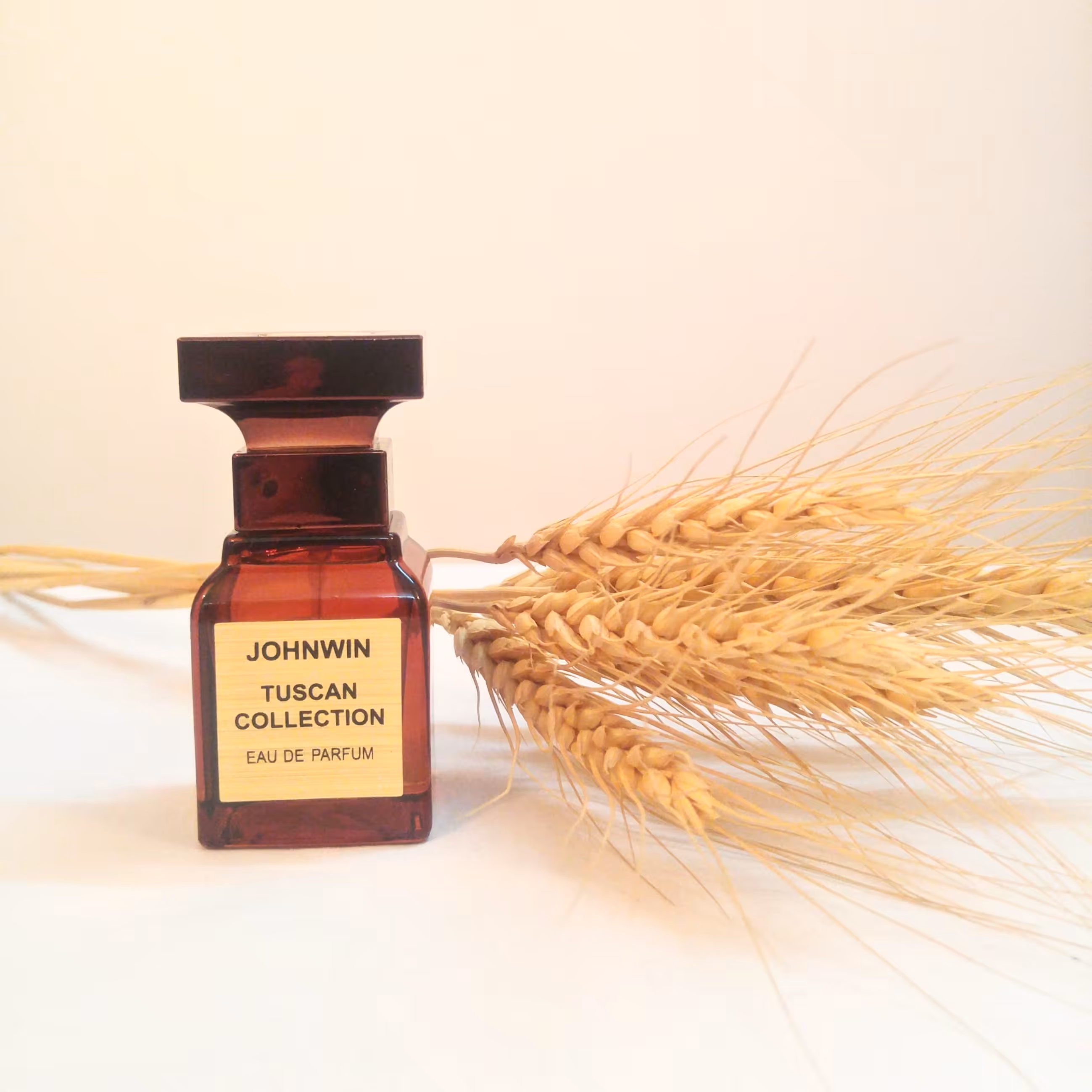 عطر (ادکلن) مردانه توسکان لدر 25 میل از شرکت جانوین