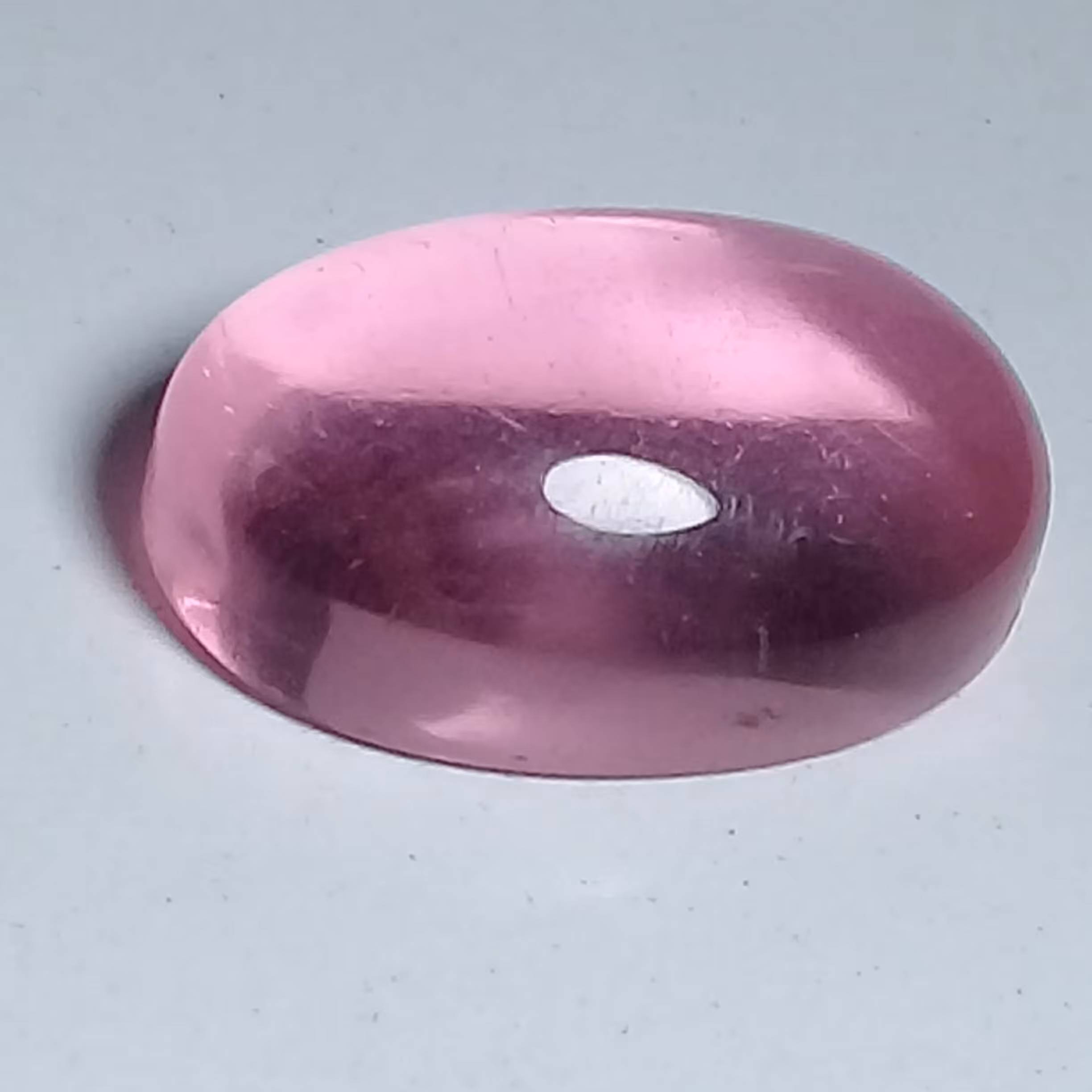 نگین سنگین لعل صورتی  42.35 قیراط معدنی طبیعی 