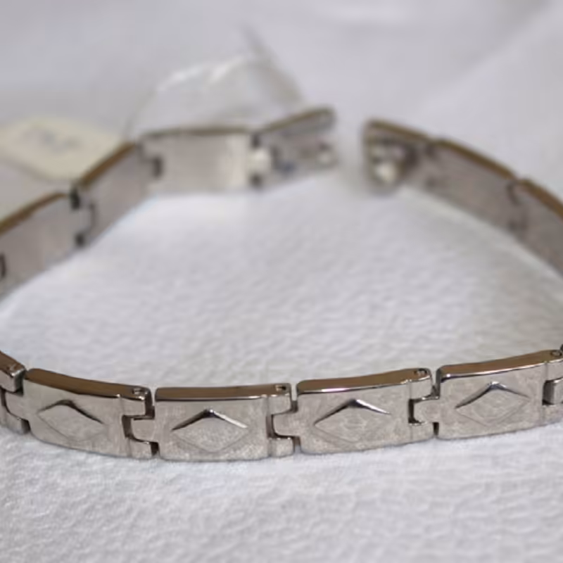 دستبند استیل با کیفیت