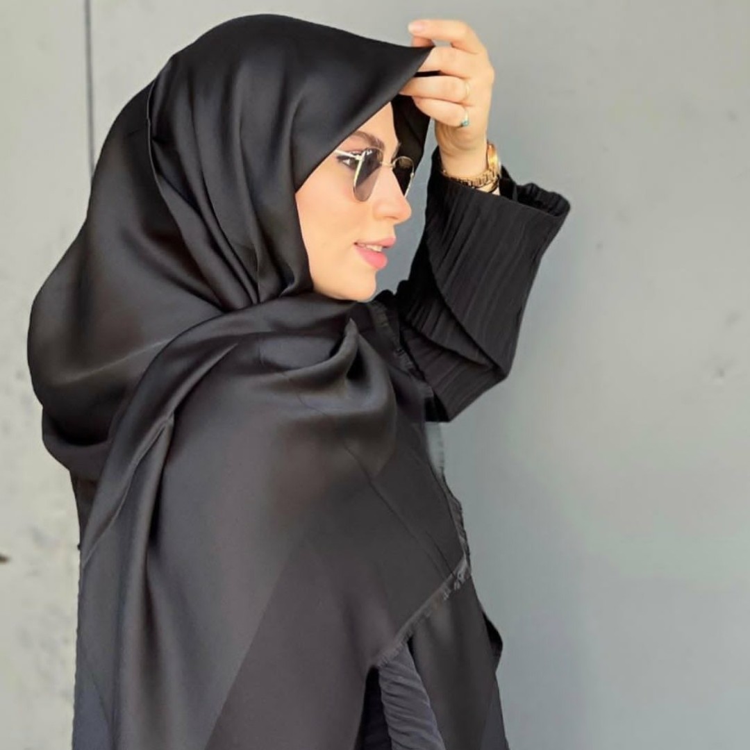 روسری مشکی مجلسی بامبو وارداتی روسری مجلسی مشکی روسری براق مشکی روسری ژاکارد مشکی روسری دوروی مشکی روسری جدید مشکی شیک