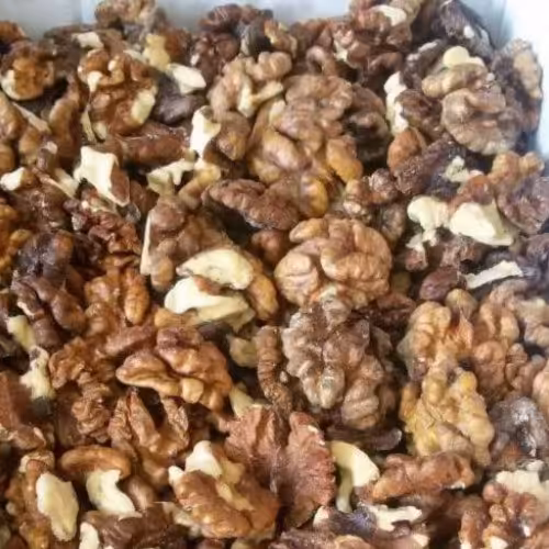 مغزگردوی فسنجانی درجه یک (1گیلوگرم)