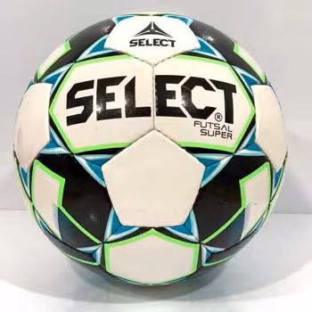 توپ فوتسال نمره 4 تنبل