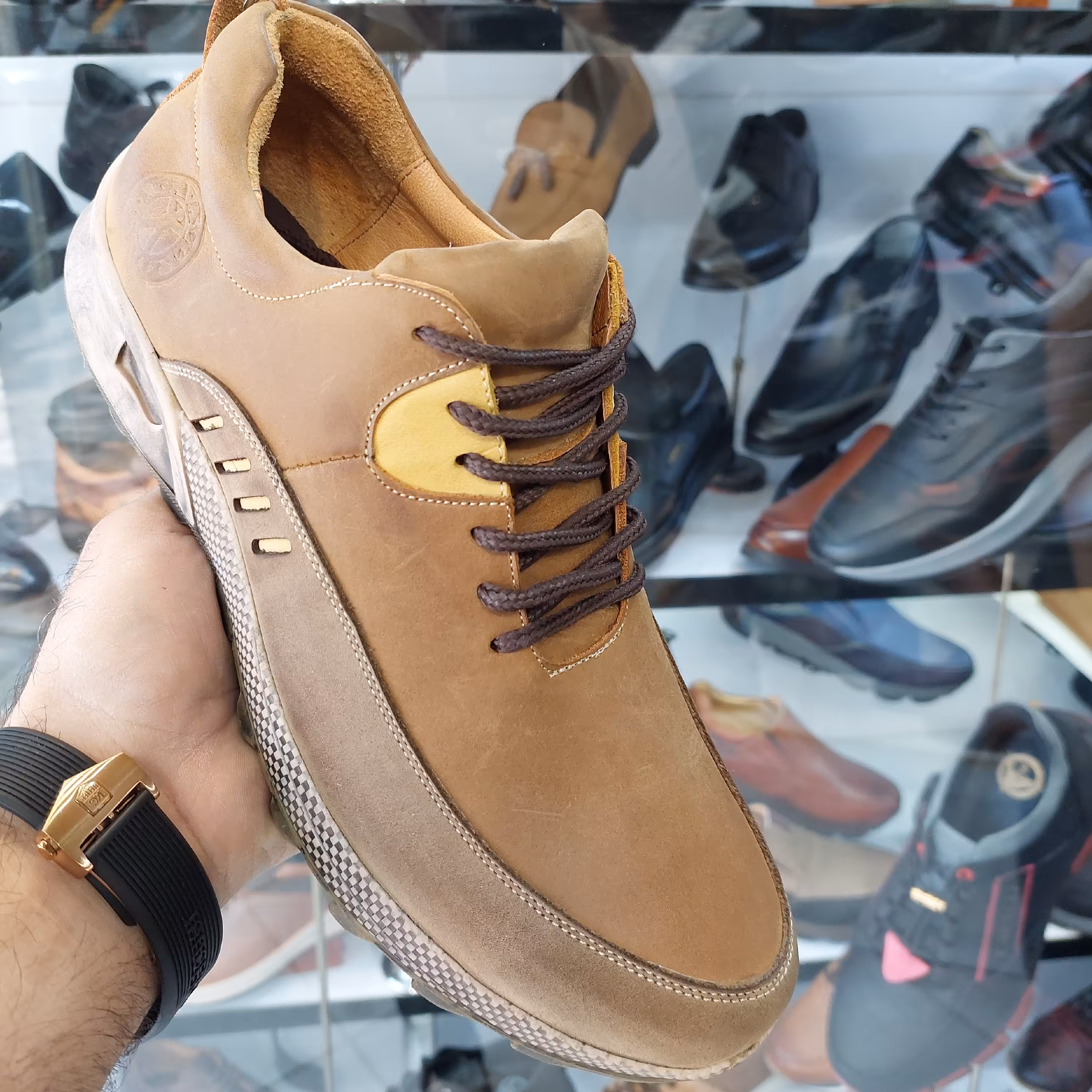 کفش کوکی سایز40تا44با تعداد محدود