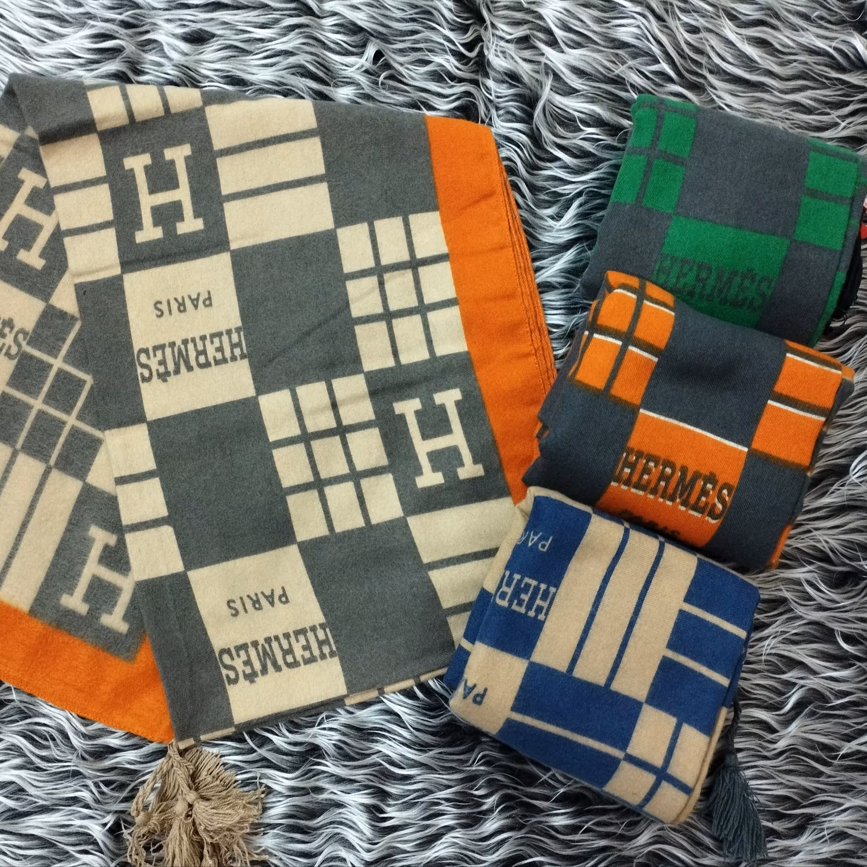 شال گرم موهر زنانه و دخترانه کیفیت درجه یک و عاالی