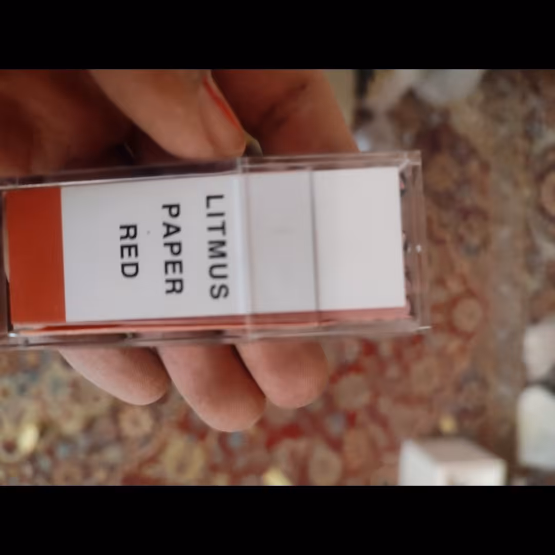 کاغذ لیتموس قرمز