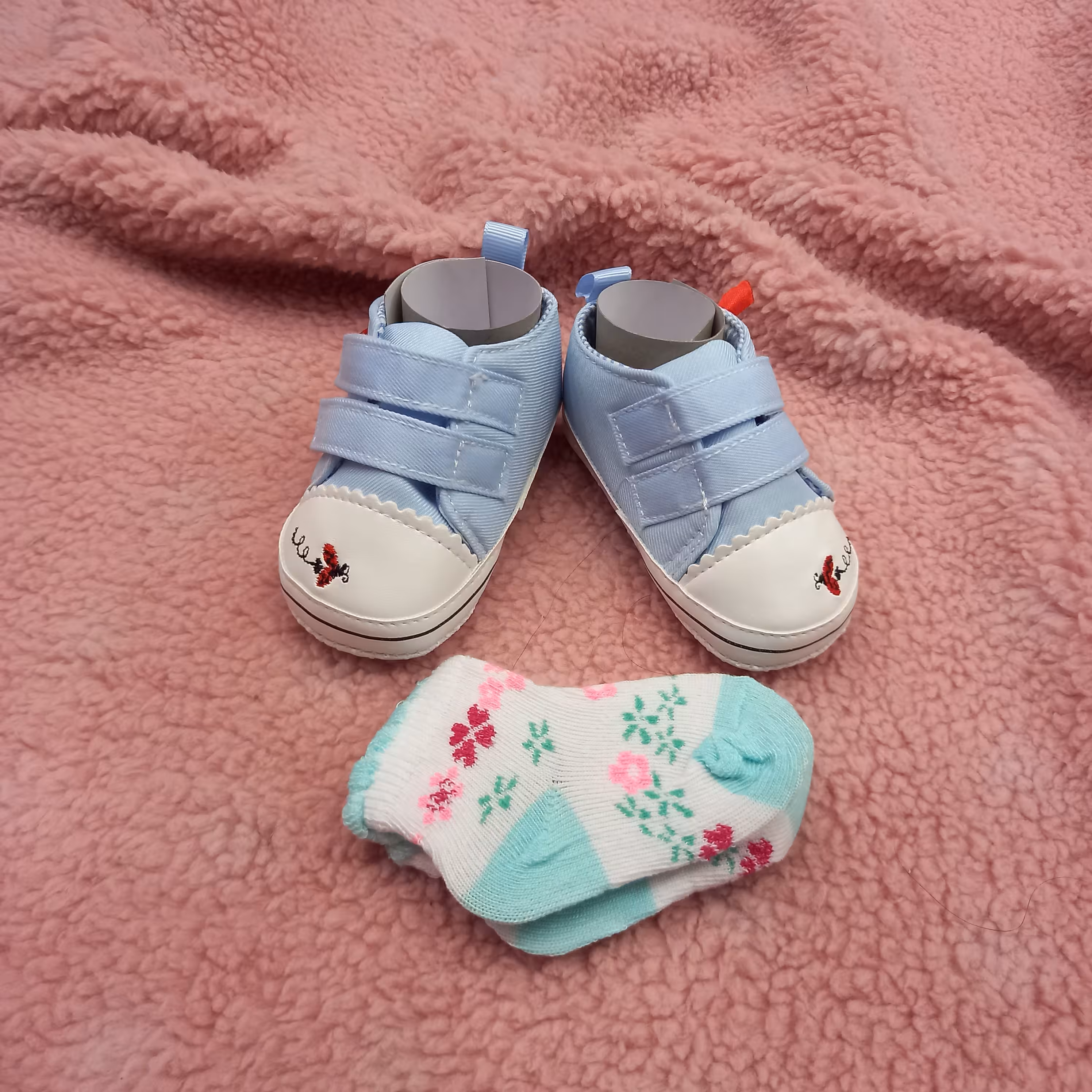 پاپوش نوزادی جوراب دار در رنگ و طرح های متنوع شماره27