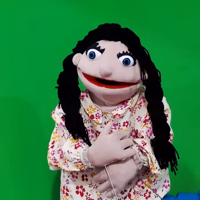 عروسک نمایشی خانم 