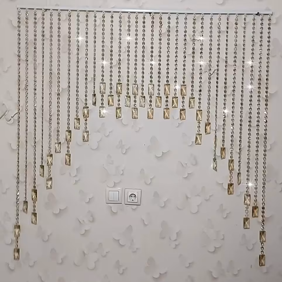 پرده کریستالی قیمت ذکر شده برای یک مترمربع از پرده میباشد