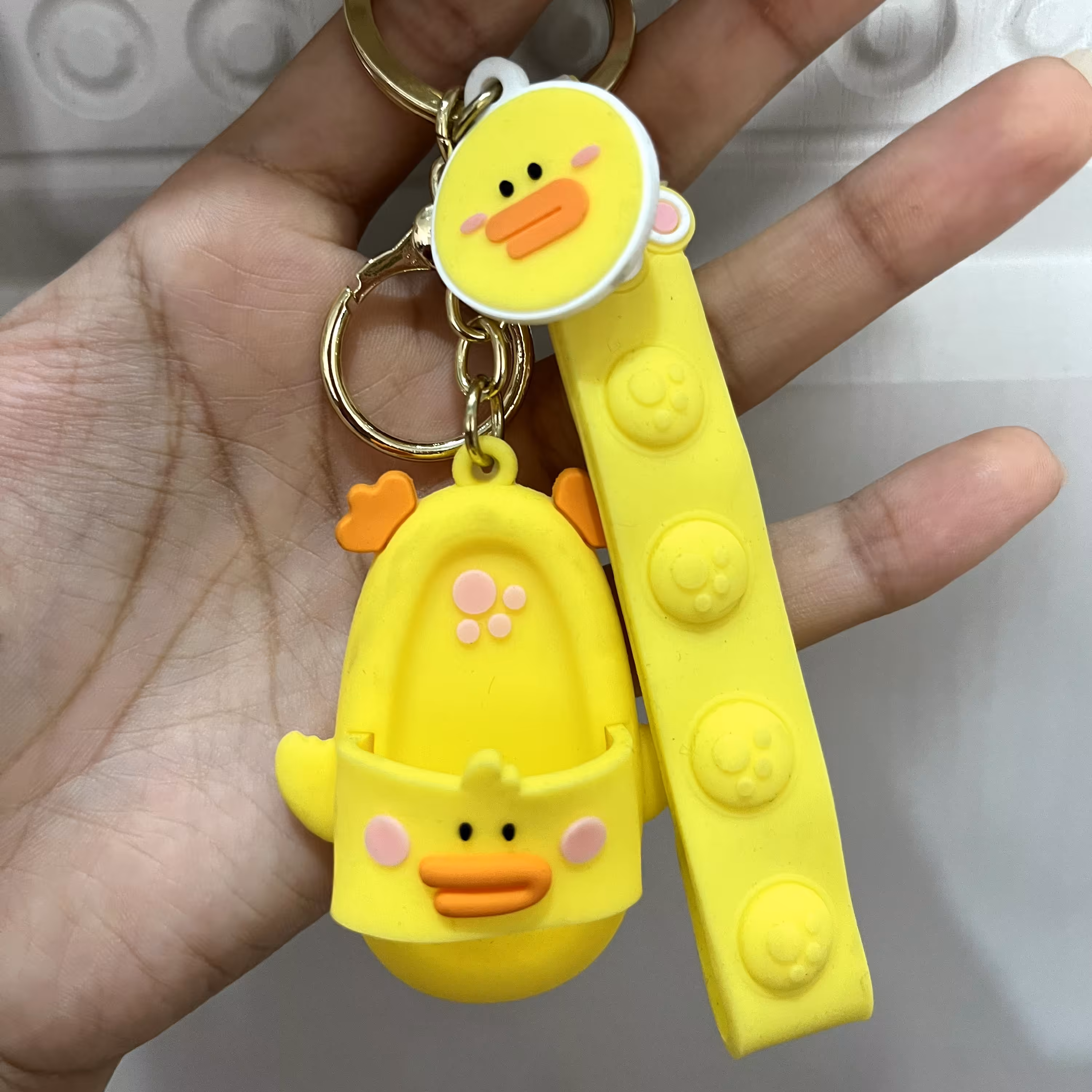 جاکلیدی دمپایی جوجه زرد