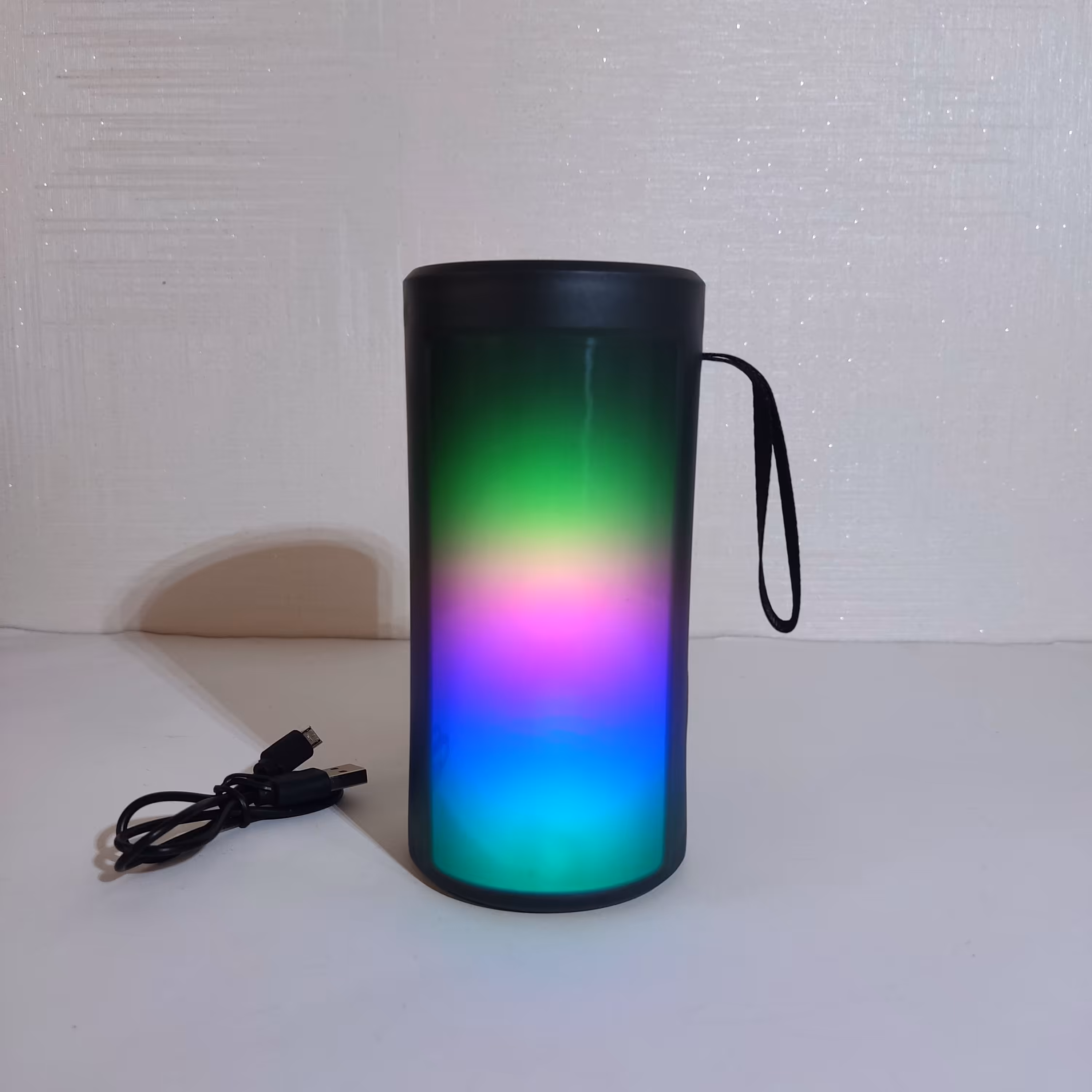 اسپیکر بلوتوثی قابل حمل 1201 دارای رقص نور چند حالته 