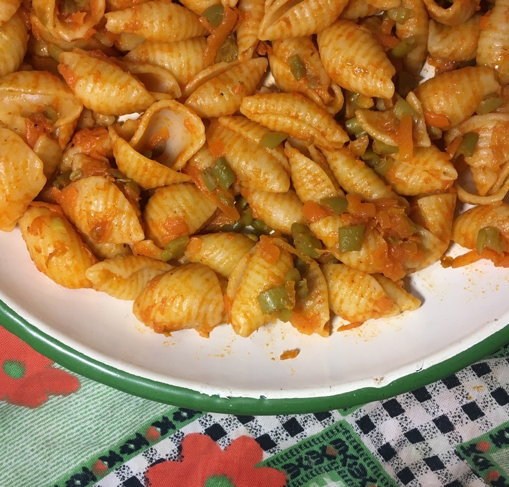 مایه ماکارونی لوبیا سبز و هویج