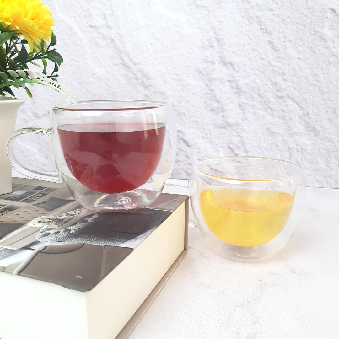 لیوان(فنجان)دوجداره شیشه ای دسته دار 330 میلی گرد باکیفیت