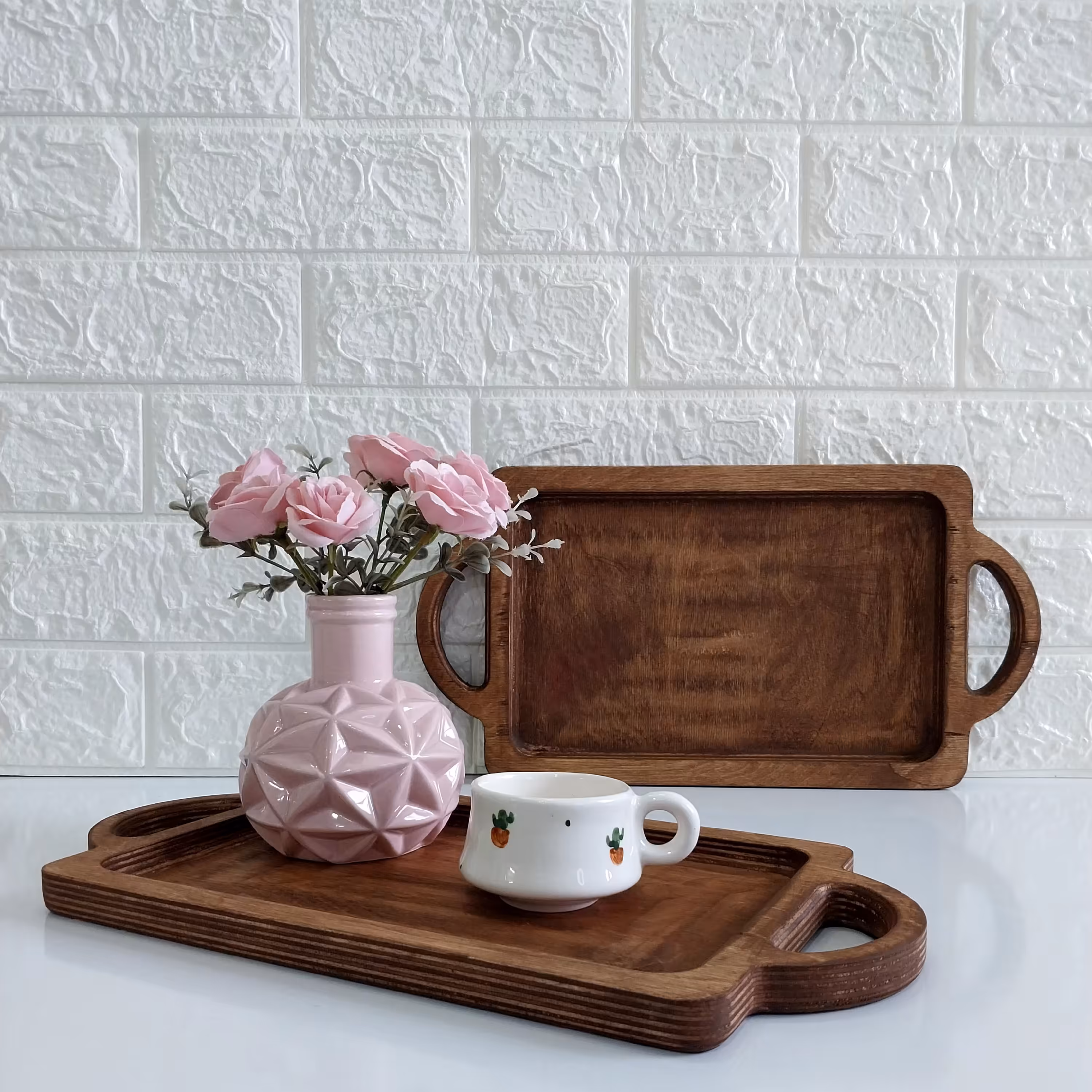 سینی چوبی دسته سر خود قابل استفاده برای سرو چای و قهوه و همچنین سینی مزه