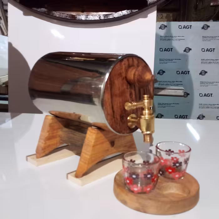 بشکه یک لیتری   استیل  با درب بلوط امریکایی   مخصوص نوشابه های گازدارخاص ومنحصر  به فرد 