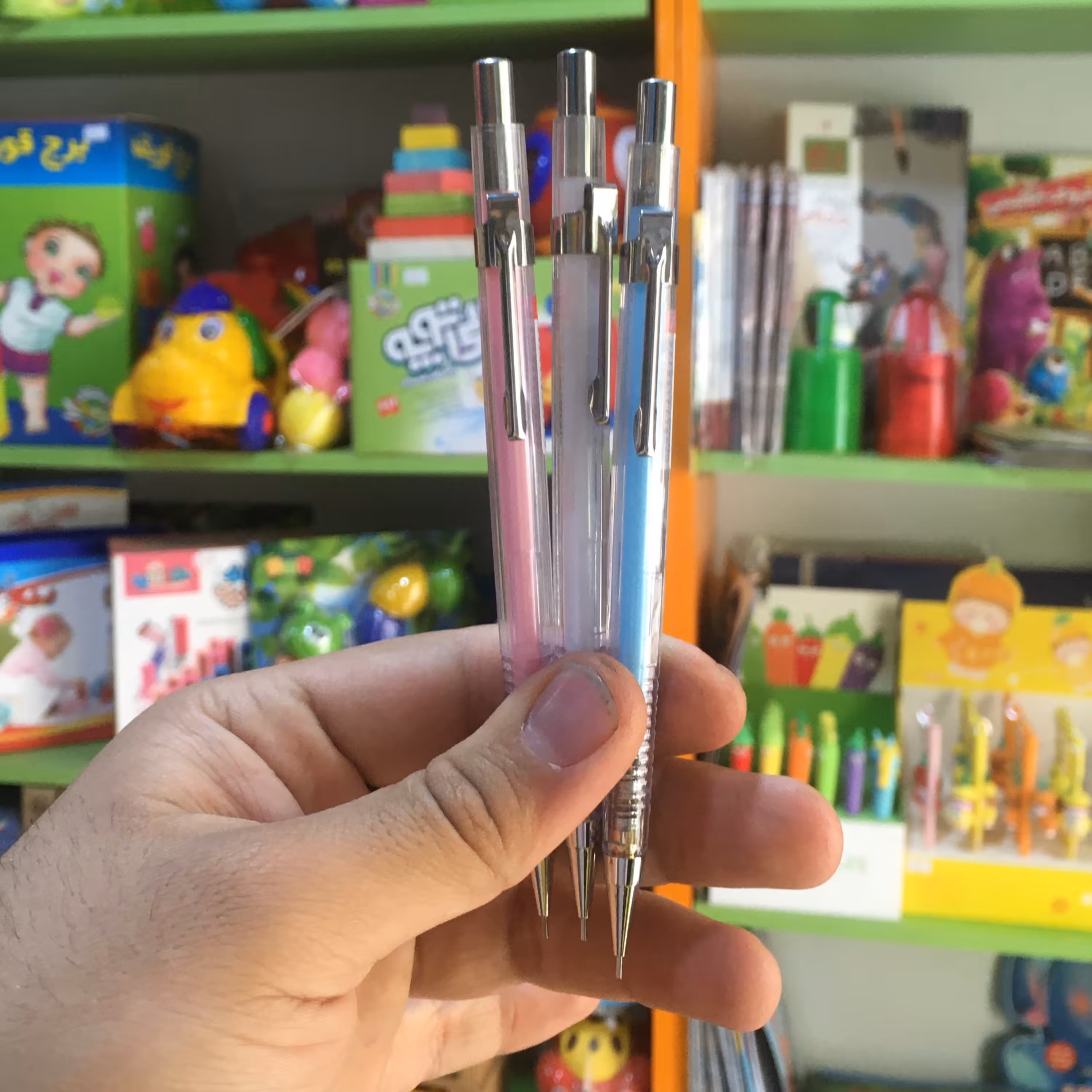 اتود شیشه ای پنتر 0.7 با کیفیت عالی در 3 رنگ آبی سفید صورتی