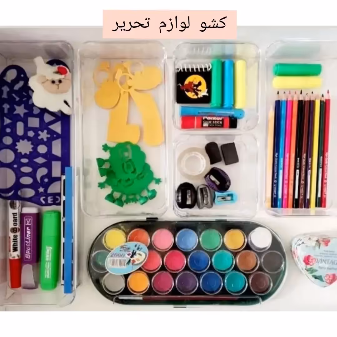 یک عدد نظم دهنده قاشق و چنگال سایز متوسط