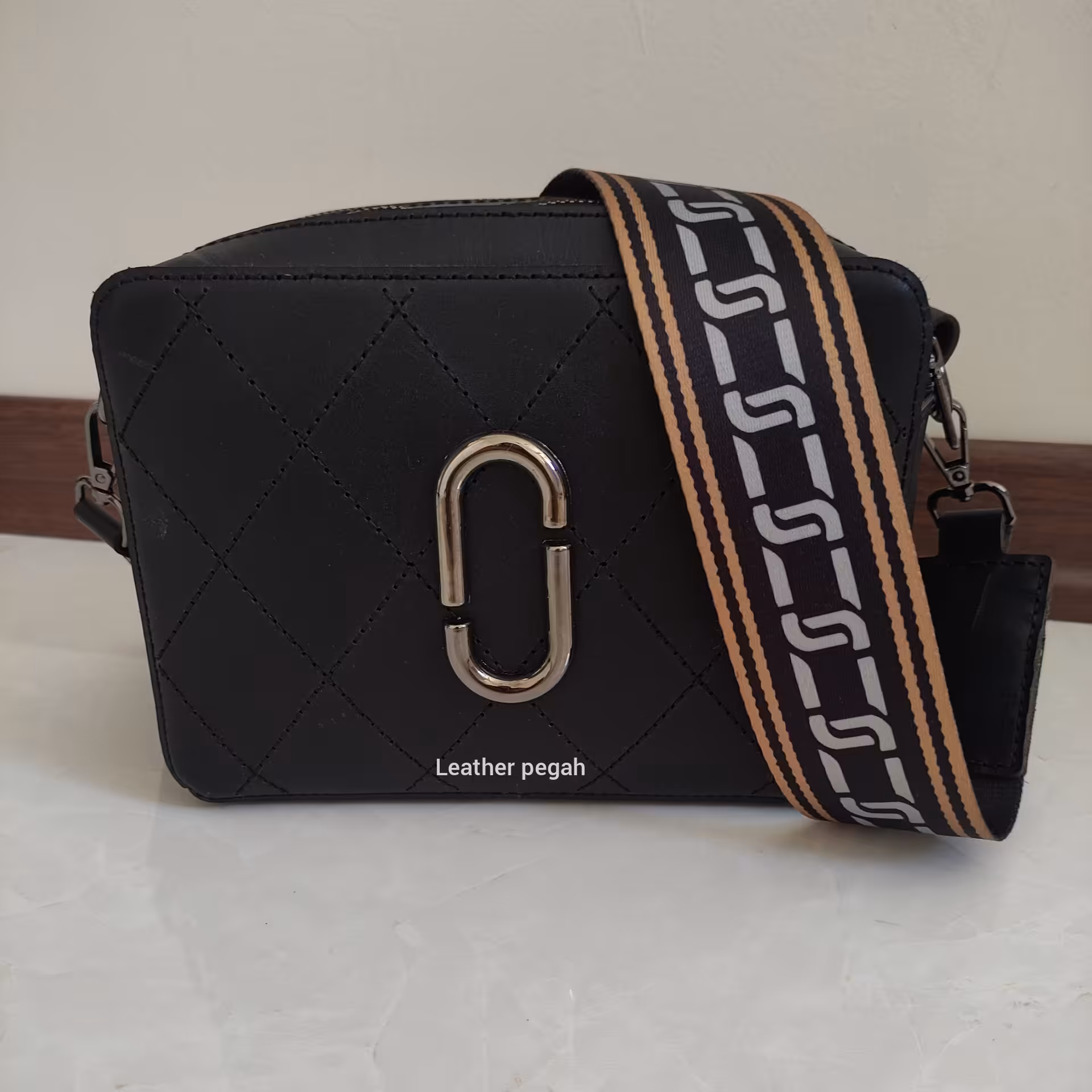 کیف دوشی چرم طبیعی گاو دست دوز 
