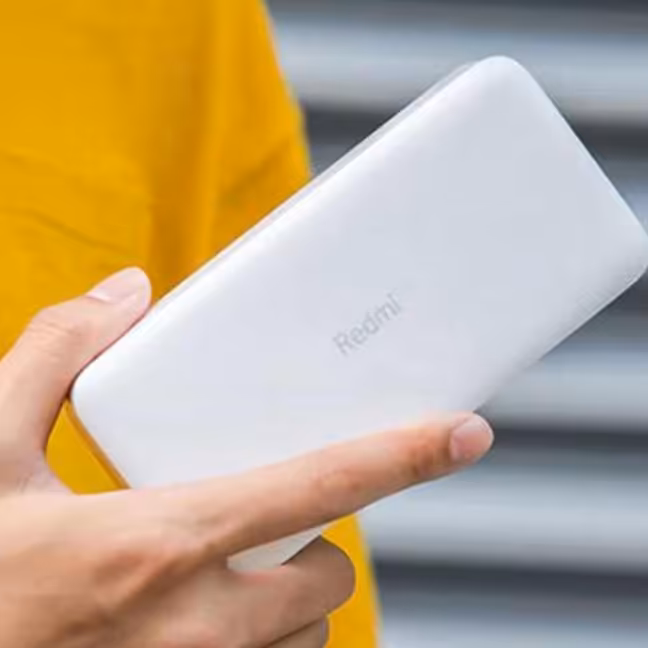 پاوربانک شیائومی Redmiظرفیت20000به همراه کابل تبدیل microusb