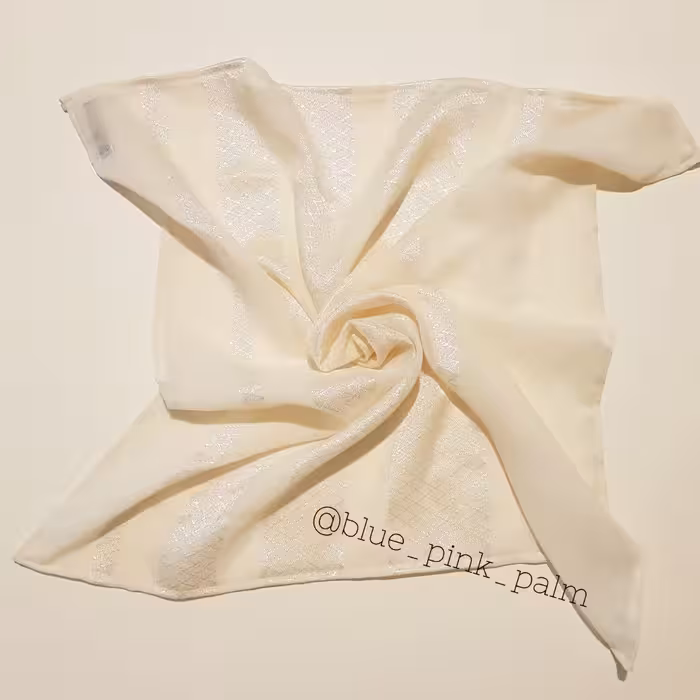 دستمال سر و گردن باندانا رنگ شیری ابعاد 55 در 55  سانتیمتر