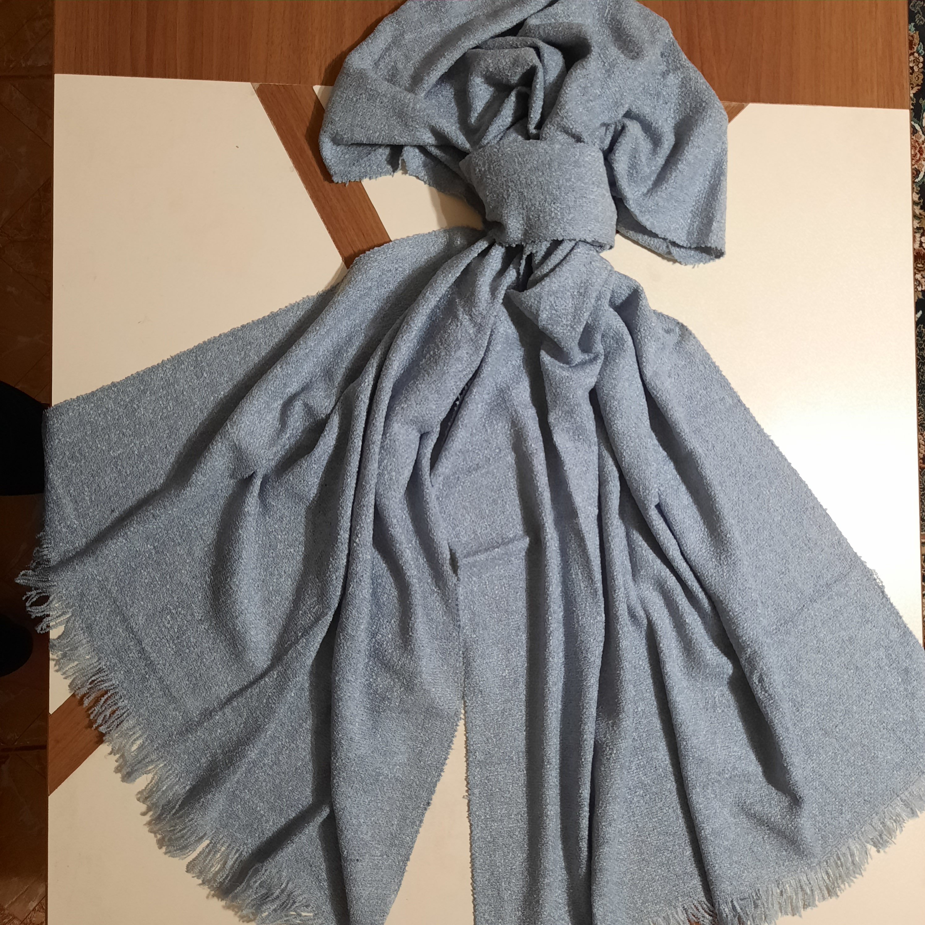 شال بوکله توسی