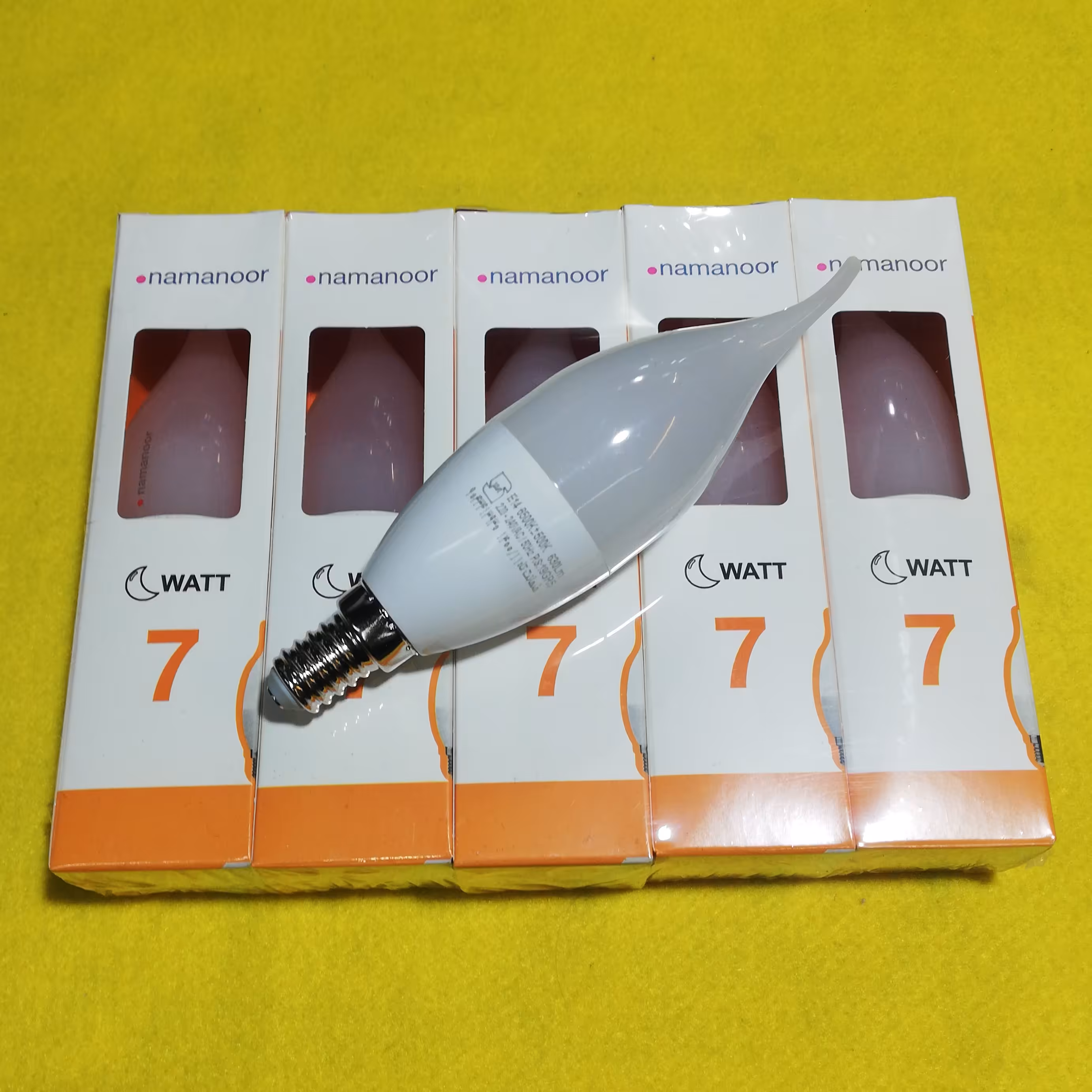بسته 5 عددی لامپ شمعی ال ای دی نمانور 7 وات
