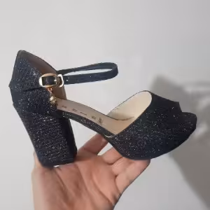 کفش مجلسی زنانه پاشنه دار