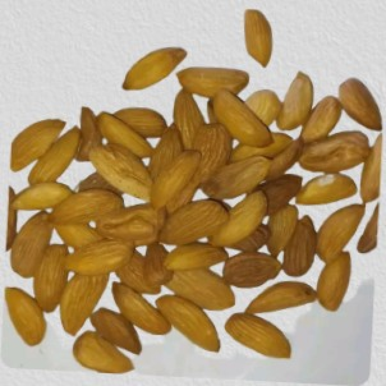 مغز بادام درختی شیرین امسالی و اعلا حجم 1000 گرم