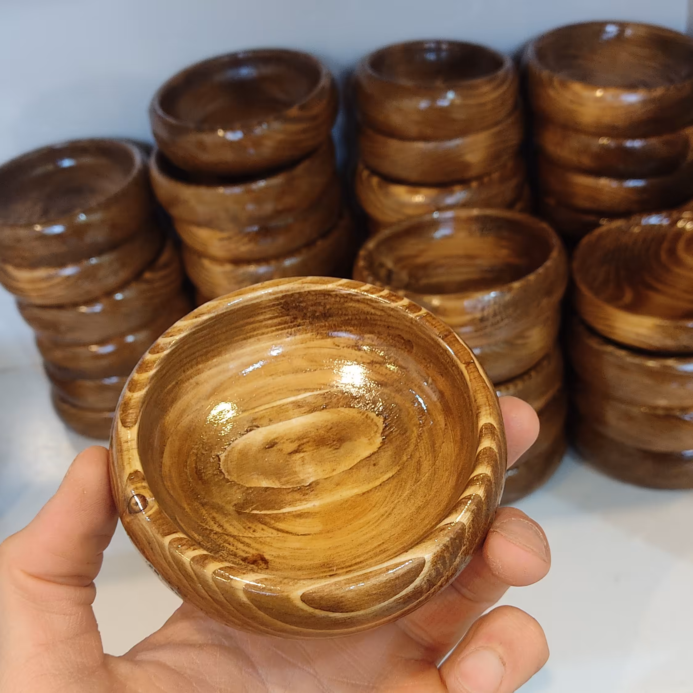 کاسه چوبی متوسط شکلاتی مخصوص هفت سین با پوشش نیم پلی استر براق