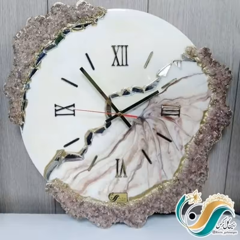 ساعت رزینی مدرن