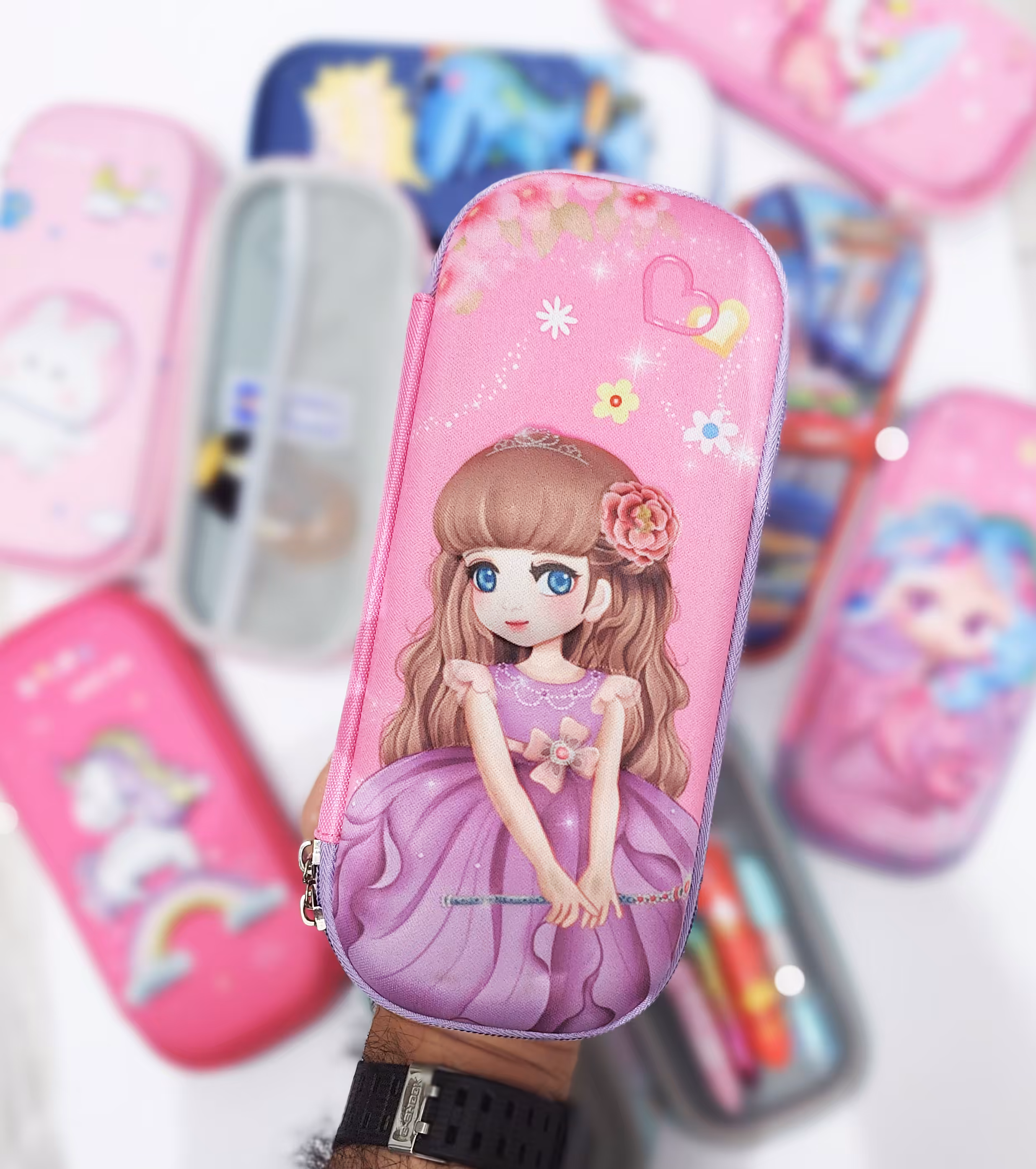 جامدادی کتابی سه بعدی کوچک طرح دختر و چوب جادو