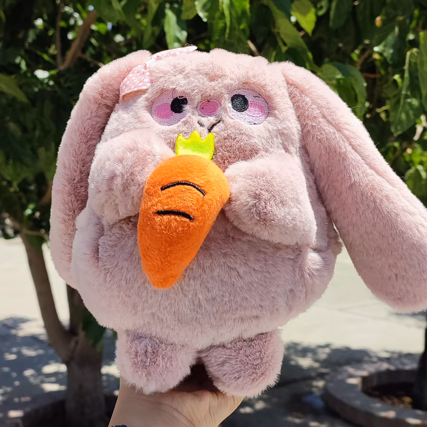 عروسک پولیشی خرگوش خپل هویج به دست رنگ کالباسی ارسال از اصفهان 