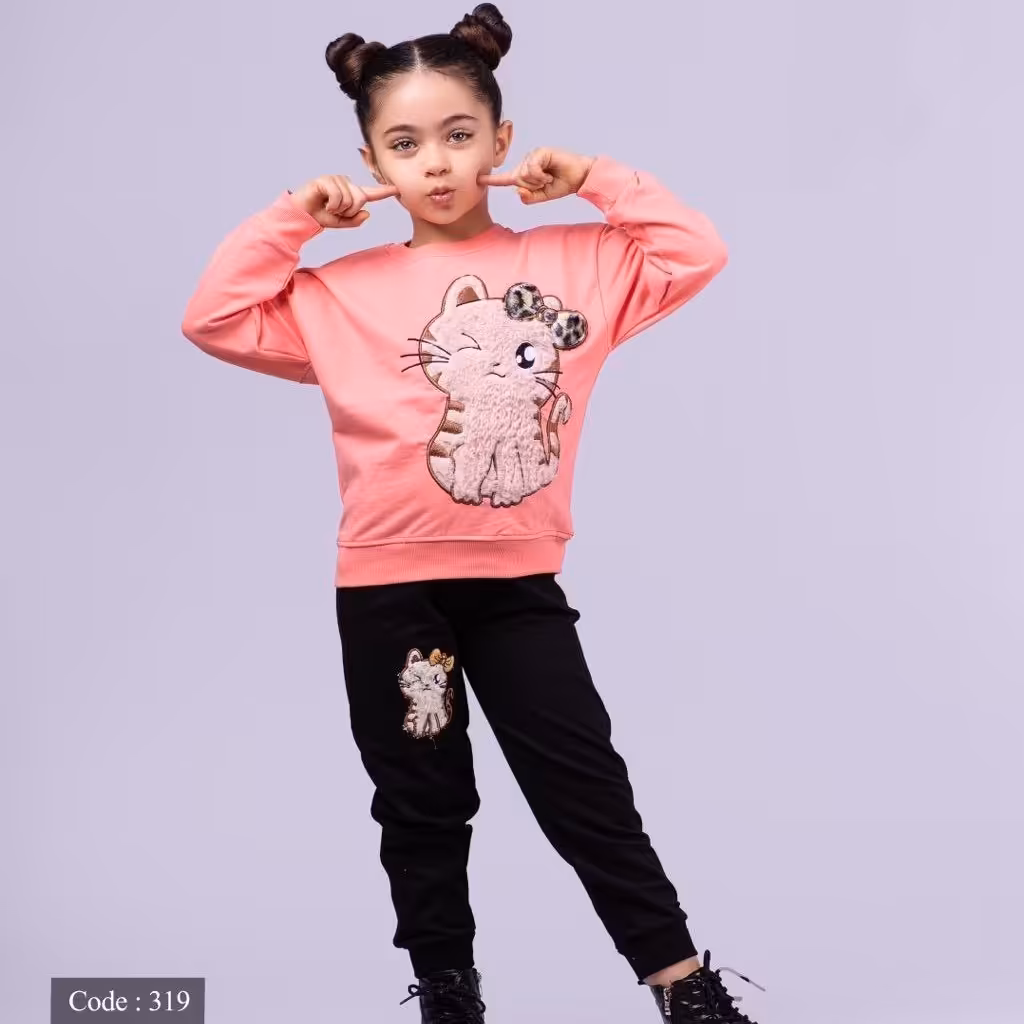 ست بلوز شلوار بچگانه دخترانه مدل گلدوزی طرح گربه  