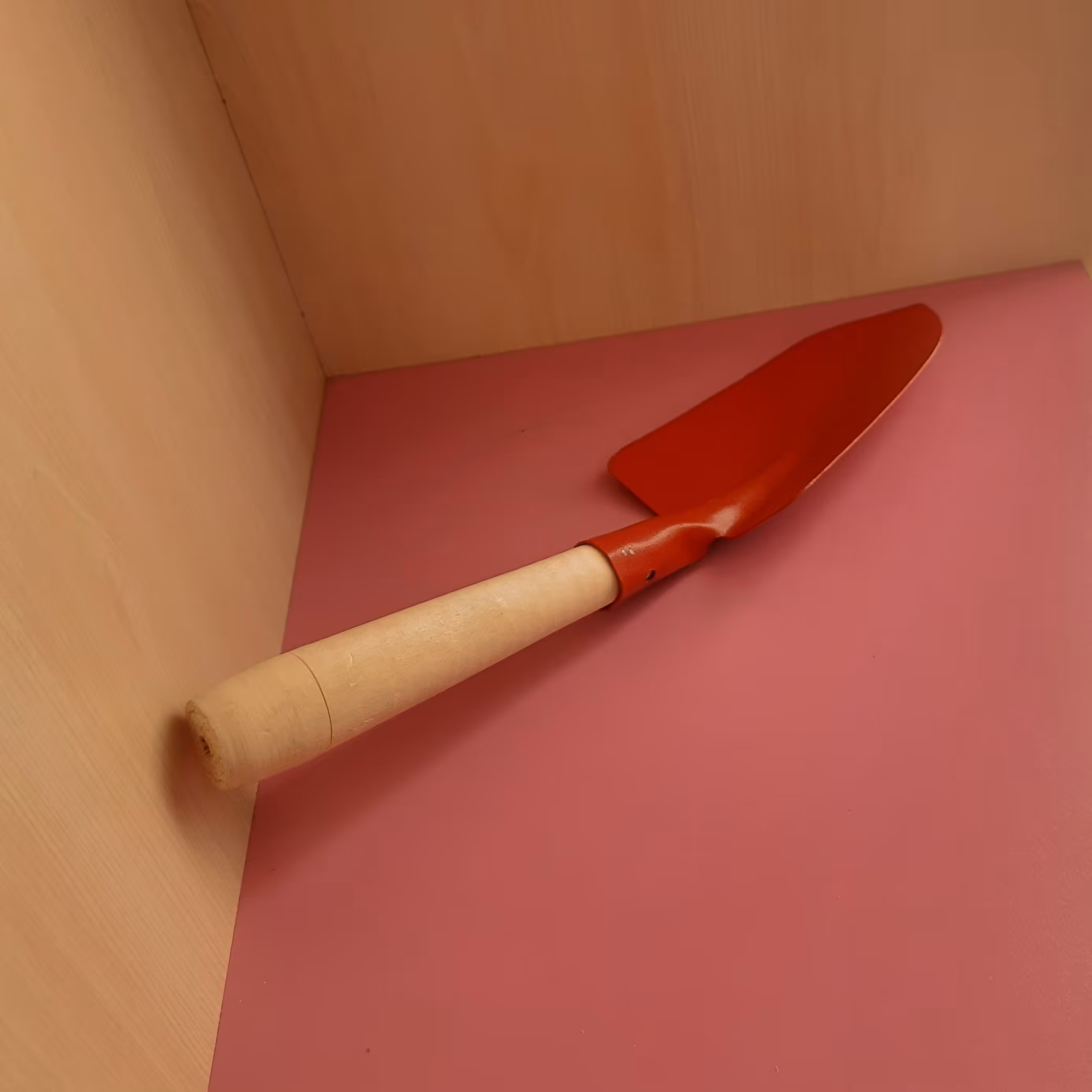 بیلچه گلکاری و باغبانی