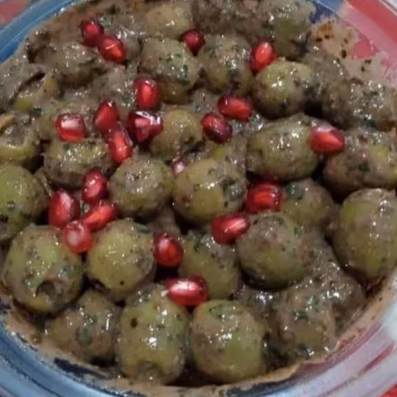 زیتون پرورده درجه 1 خانگی 5کیلویی،ارسال با اتوبوس(هزینه ارسال به عهده مشتری)