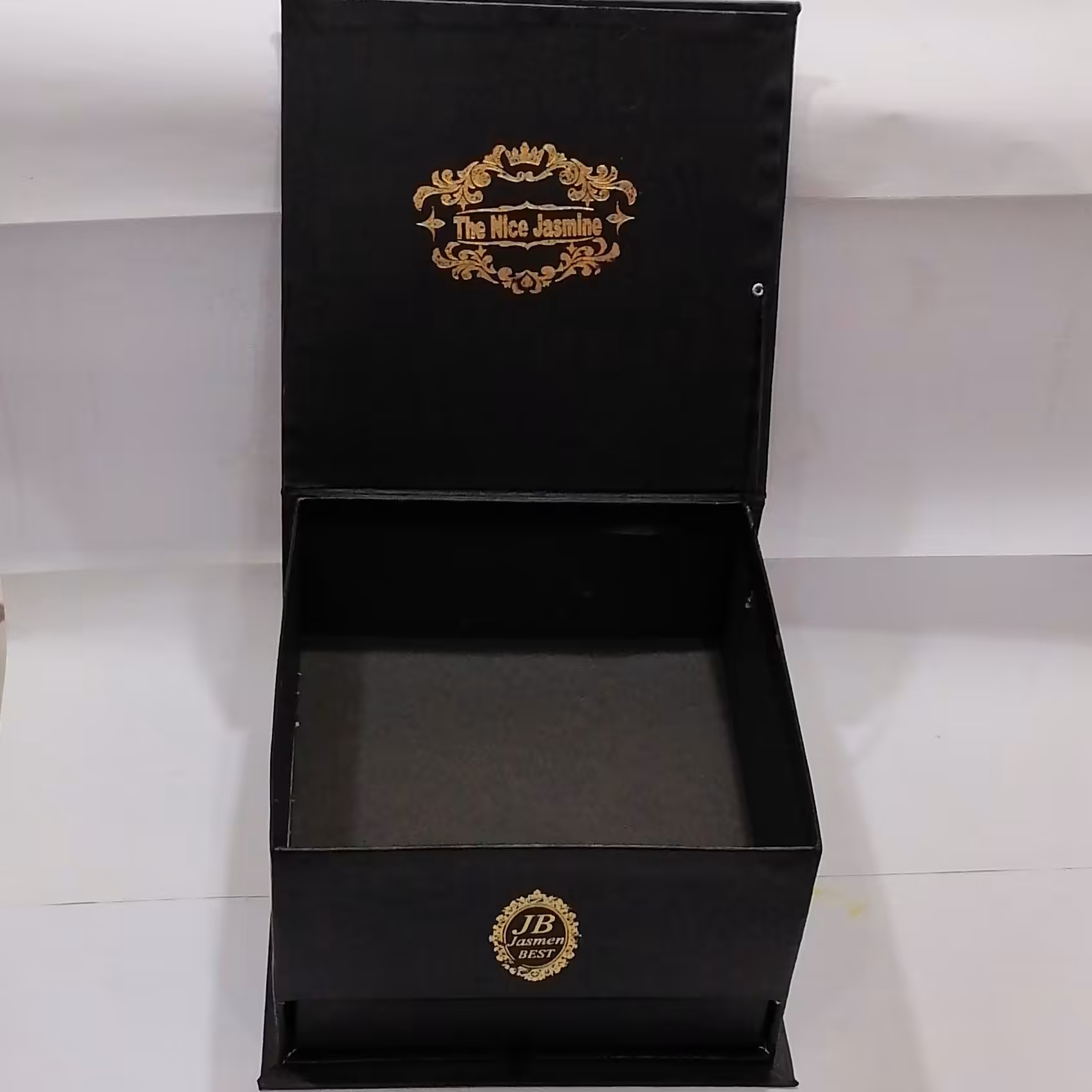 جعبه کادویی کشودار