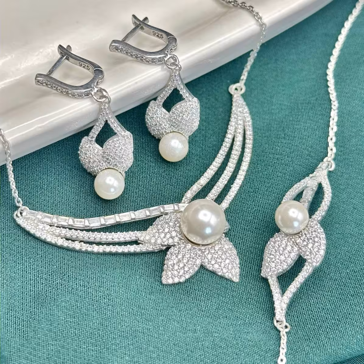 سرویس نقره زنجیری سوپر میکرو کد 2009 ( با عیار استاندارد نقره 925)