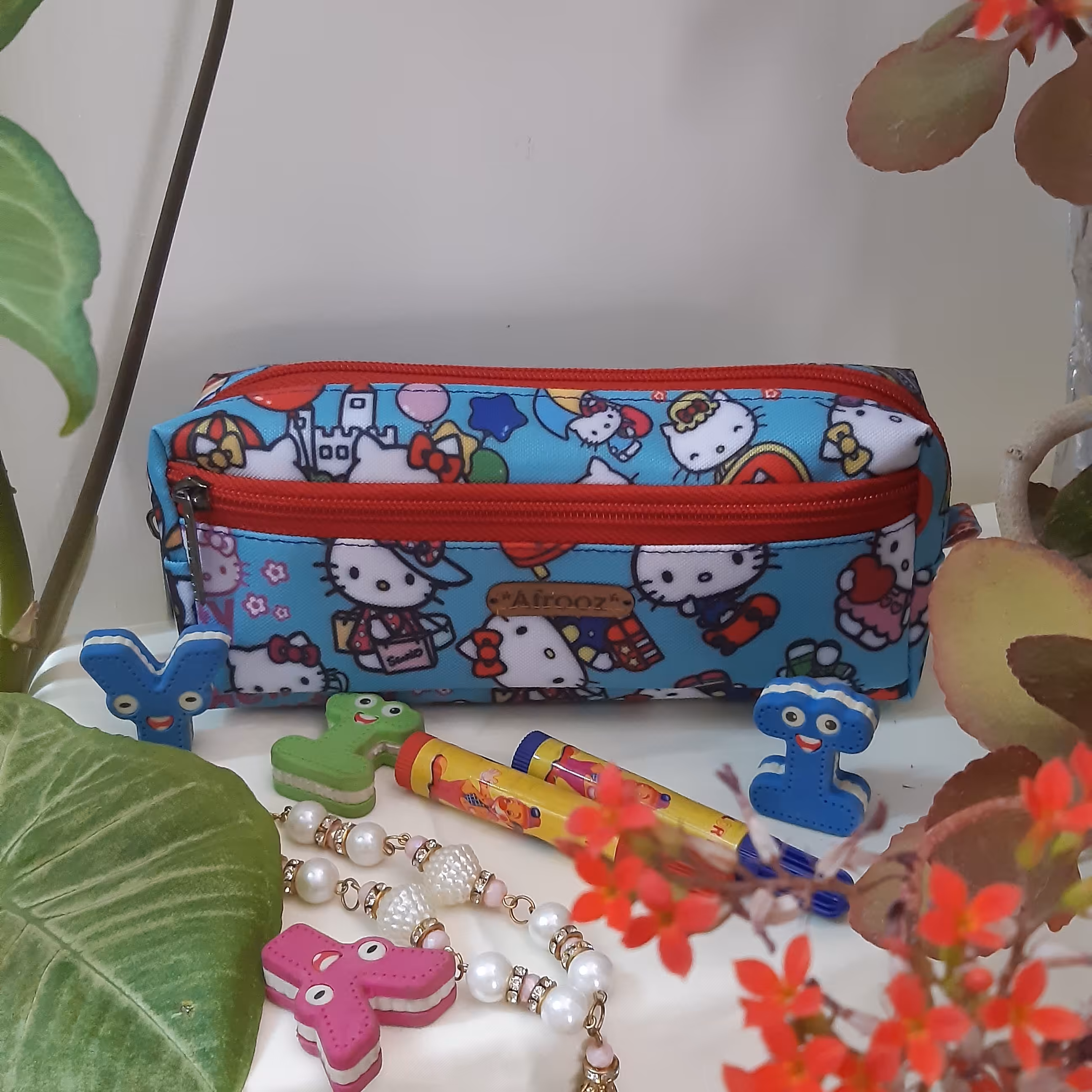 جامدادی دوزیپ فانتزی دخترانه طرح کیتی آبی (تکی  و عمده)