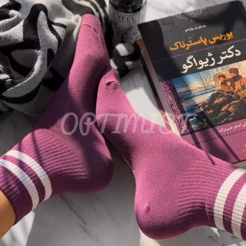 جوراب دوخط زمینه بنفش نیم ساق نخ پنبه