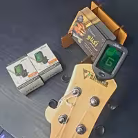 تیونر سردسته گیتار و ویولن جهت کوک ساز