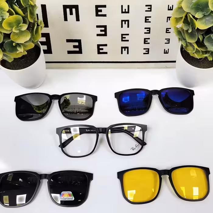 عینک طبی مگنتی به همراه 4 کاور آفتابی کد 2230 سایز بزرگ