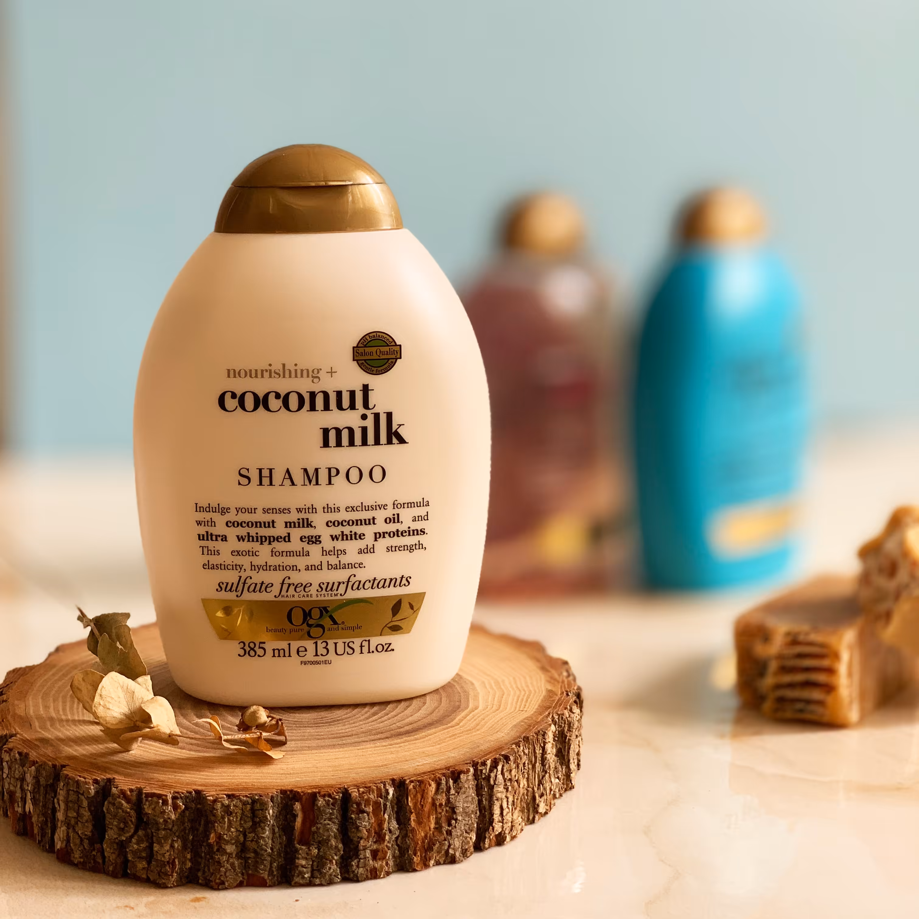 شامپو او جی ایکس OGX شیر نارگیل (کوکونات میلک) حجم 385 میل مغذی و نرم کننده فو