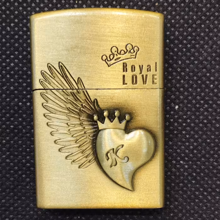 فندک استیل اسپرت   سوخت شعله ای   طلایی و نقره ای کد1