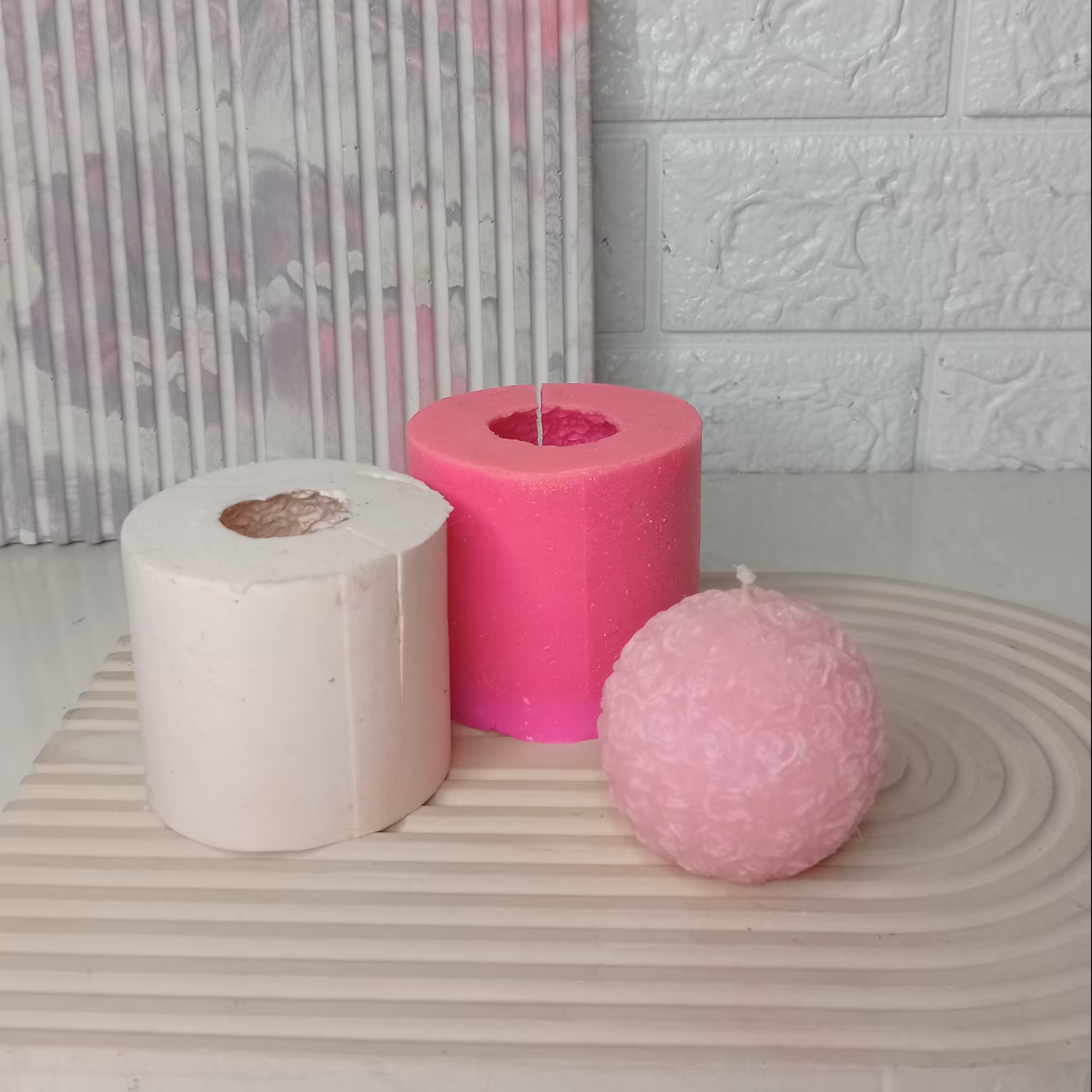 قالب سیلیکونی گوی رز مناسب شمع سازی و سنگ مصنوعی