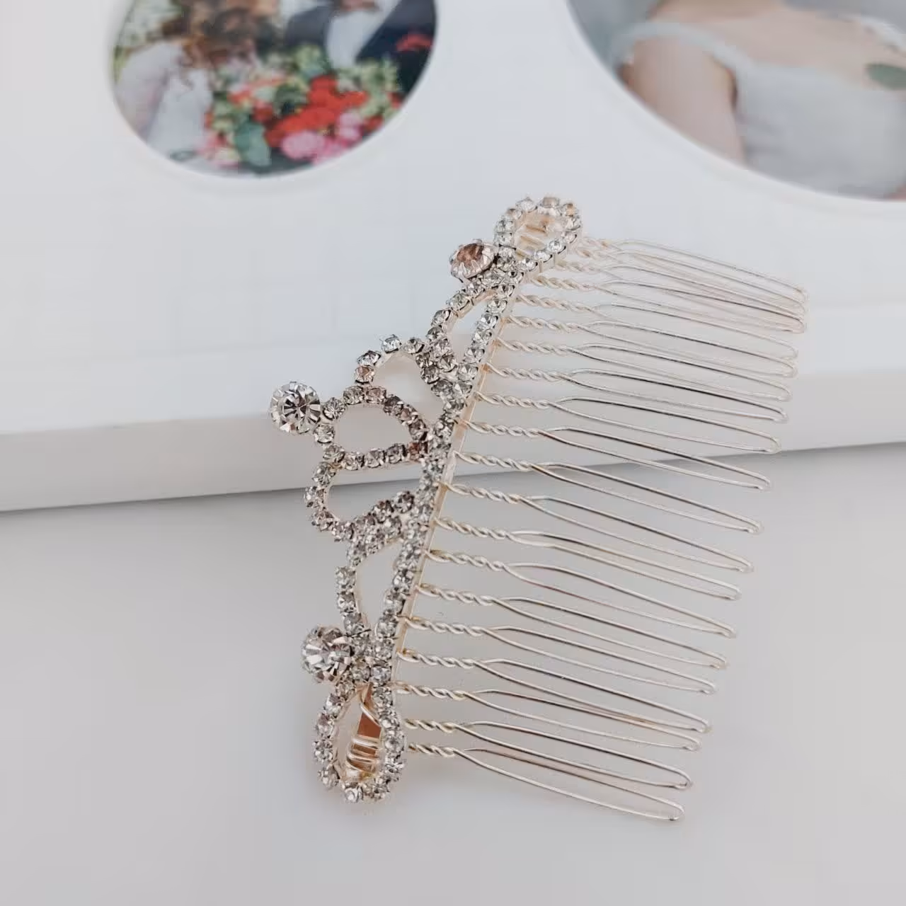 شانه سر کد10822طرح جواهر.آبکاری طلا.رنگ ثابت.ضدحساسیت