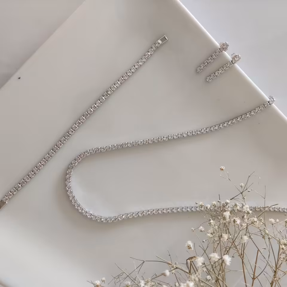 سرویس تمام نگین