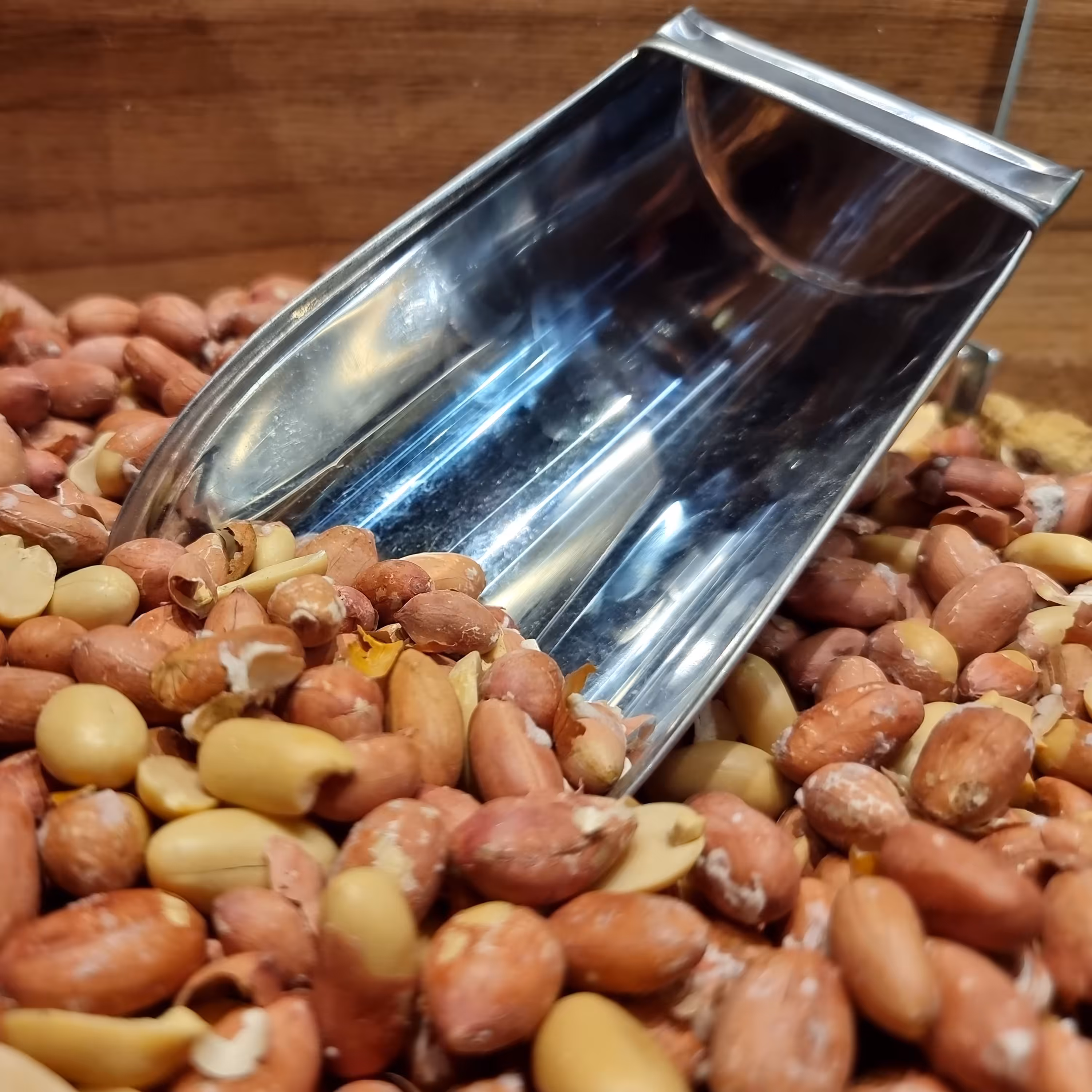 بادام زمینی آستانه (500 گرم)