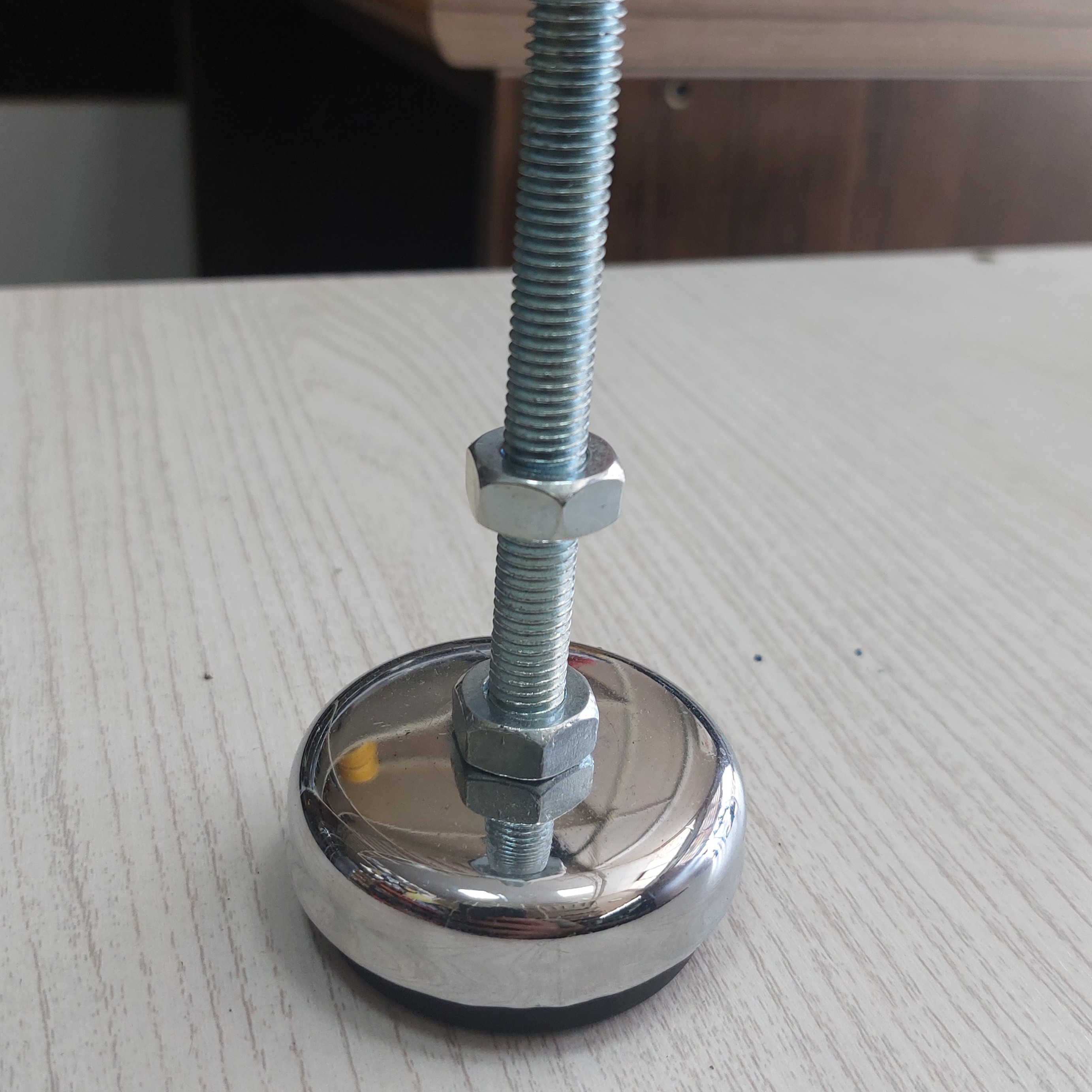 پایه تنظیم صنعتی m10 روکش کروم